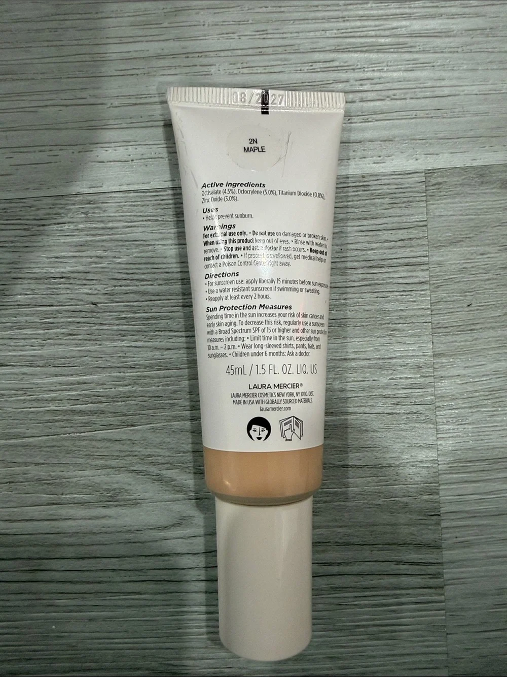 laura mercier Tinted Moisturizer Natural Dewy - 2N Maple USED ONCE